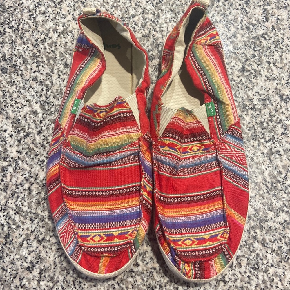 Sanuk aztec shoes